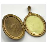 Onyx Cameo Locket Pendant - Gold-Tone Beaded Edge, 3 x 1.75 in (Open 3.25 x 2.25 in)