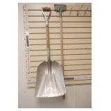 Scoop Shovel & Ice Scraper