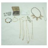 Jewelry: Women