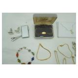 Jewelry: Women