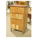 Vintage 4 drawer cabinet 21"x 19"x 32"