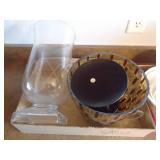 Lot of dishes & bowls. As shown. Entry bench setee. As shown. CASH ON SITE ONLY. PICKUP IS TUESDAY MAY 26TH FROM 11 AM TO 4 PM ONLY. THERE IS NO OTHER OPPORTUNITY TO PICK UP YOUR ITEM THAN THIS TIME &
