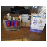 Tupperware? As shown. Entry bench setee. As shown. CASH ON SITE ONLY. PICKUP IS TUESDAY MAY 26TH FROM 11 AM TO 4 PM ONLY. THERE IS NO OTHER OPPORTUNITY TO PICK UP YOUR ITEM THAN THIS TIME & REGARDLESS
