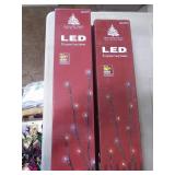 LED Christmas lights. As shown. Entry bench setee. As shown. CASH ON SITE ONLY. PICKUP IS TUESDAY MAY 26TH FROM 11 AM TO 4 PM ONLY. THERE IS NO OTHER OPPORTUNITY TO PICK UP YOUR ITEM THAN THIS TIME & 