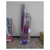 Lot of curtain rods. As shown. Entry bench setee. As shown. CASH ON SITE ONLY. PICKUP IS TUESDAY MAY 26TH FROM 11 AM TO 4 PM ONLY. THERE IS NO OTHER OPPORTUNITY TO PICK UP YOUR ITEM THAN THIS TIME & R