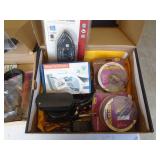 Assorted electronics. As shown. CASH ON SITE ONLY. PICKUP IS TUESDAY MAY 26TH FROM 11 AM TO 4 PM ONLY. THERE IS NO OTHER OPPORTUNITY TO PICK UP YOUR TIEM THAN THIS TIME & REGARDLESS WHAT THE SCHEDULE 