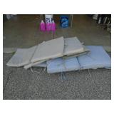 Patio furniture cushions. As shown. CASH ON SITE ONLY. PICKUP IS TUESDAY MAY 26TH FROM 11 AM TO 4 PM ONLY. THERE IS NO OTHER OPPORTUNITY TO PICK UP YOUR TIEM THAN THIS TIME & REGARDLESS WHAT THE SCHED