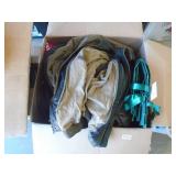 Boxes of clothes. As shown. CASH ON SITE ONLY. PICKUP IS TUESDAY MAY 26TH FROM 11 AM TO 4 PM ONLY. THERE IS NO OTHER OPPORTUNITY TO PICK UP YOUR TIEM THAN THIS TIME & REGARDLESS WHAT THE SCHEDULE STAT