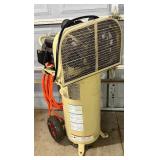20 Gallon Ingersoll Rand Air Compressor 200lbs with 50