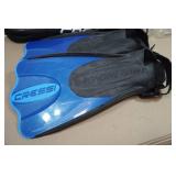 Cressi Adult Rondine Palau Fin Snorkel Set - Fin Size M/L