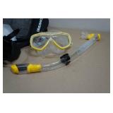 Cressi Adult Rondine Palau Fin Snorkel Set - Fin Size S/M