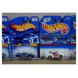 *12* Hot Wheels