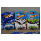 *20* Hot Wheels
