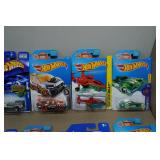 *20* Hot Wheels