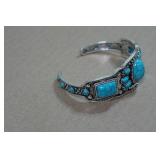 Silver Tone Bracelet with Turqiouse Stones