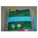 10lbs Pennington Classic Wild Bird Feed