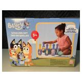 D2 - Bluey Bowling Set