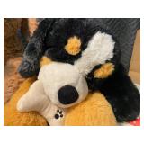 NV 2 - Play Right Plush Dog Pair - Dog With Bone & Puppy