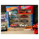 D1 - Hot Wheels, Car Tuned & Dino Age Toy Vehicle Lot of 4