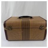 Vintage Hard-Sided Train Case With Lock - No Key