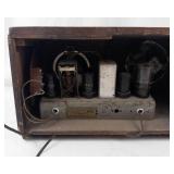 Vintage Automatic Radio Model 613x Wooden Tube Radio
