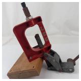 Lee Reloading Press With Wooden Mount