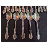Towle Sterling Silver Flatware Assortment With Knives