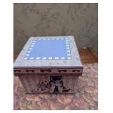 Decorative Dog-Themed Storage Box With Removable Tray