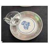 Mixed Lot of Vintage Ceramic Bakeware & Serving Pieces (Lot of 4)