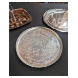 Decorative Serving Pieces & Porcelain Shaker (Lot of 5)