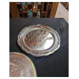 Decorative Serving Pieces & Porcelain Shaker (Lot of 5)