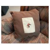 Matching 2-piece Sofa Set With Duck Pillows