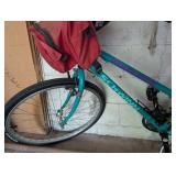 Schwinn Woodlands Hybrid Bicycle With Rear Bag