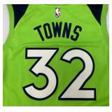 Minnesota #32 Karl-Anthony Towns Jersey (XXXL) And Funko Pop!