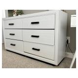 White Bedroom Set With Dresser, 2 Nightstands & New Mirror