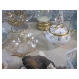 (EW7) Lot of Asoorted Decor, Figuri...