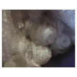 (EC1) 33 Gallon Tote with What Look...