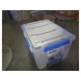 (EW6) 4 Totes with Lids...