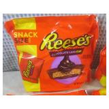 (B-1) 4 Bags of Snack Size Reeses C...