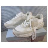 (CS) Pair of Women
