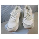 (CS) Pair of Women