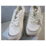 (CS) Pair of Women