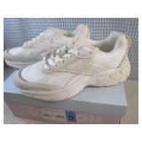 (CS) Pair of Women