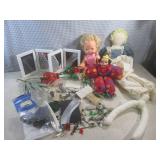 (F-1) Dolls, Picture Frames and Oth...
