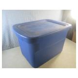 (F-3) Tote of Barbie Dolls, Furnitu...
