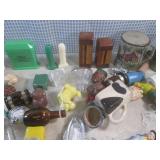 (EC1) Assortment of Salt & Pepper S...
