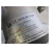 (BR3) Small Air Compressor...