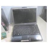 (BR3) Toshiba Laptop, Router and Tr...