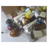(BR3) Box of Assorted Salt & Pepper...