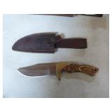 Hunting Knives with Sheathes